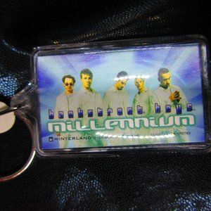 VINTAGE BACKSTREET BOYS MILLENNIUM OFFICIAL MERCH 1999 KEYCHAIN/KEYRING NEW